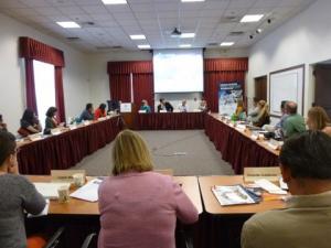 U.S. and Mexican journalists discuss opportunities for cross-border science reporting.<br>Courtesy of Lynne Friedmann
