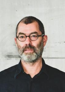 Portrait photo of Brad Fox