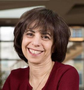 Portrait photo of Joanne Kenen