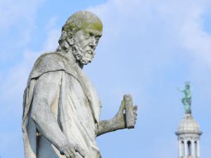 Galileo statue image via Shutterstock